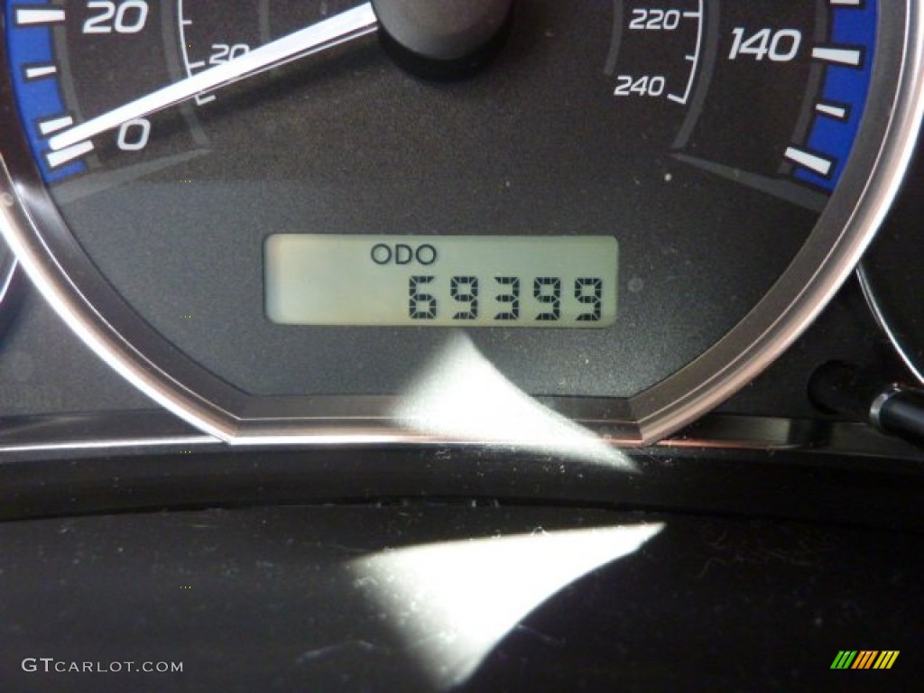 2010 Forester 2.5 X Premium - Spark Silver Metallic / Black photo #20