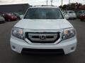 Taffeta White - Pilot Touring 4WD Photo No. 2
