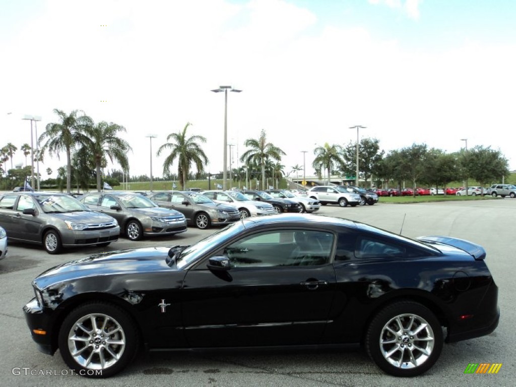 2010 Mustang V6 Premium Coupe - Black / Charcoal Black photo #13