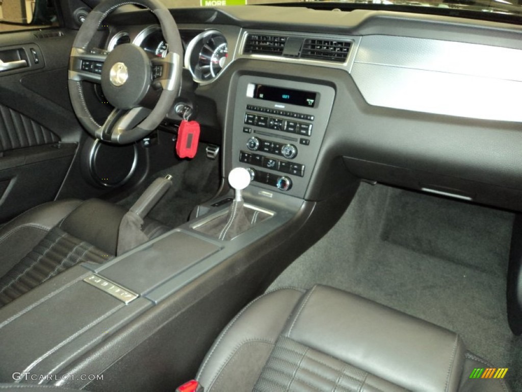 2012 Ford Mustang Shelby GT500 SVT Performance Package Coupe Charcoal Black/Black Dashboard Photo #70829751