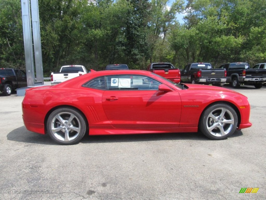 Victory Red 2013 Chevrolet Camaro LT/RS Coupe Exterior Photo #70832109
