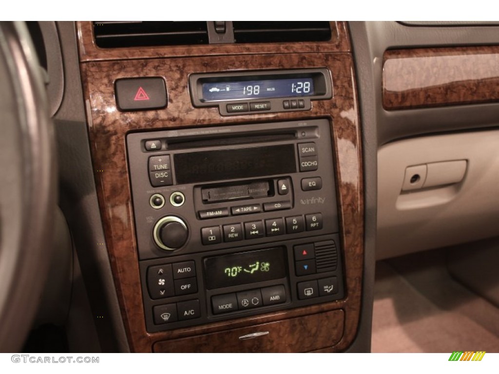 2004 XG350 Sedan - Black Obsidian / Beige photo #10
