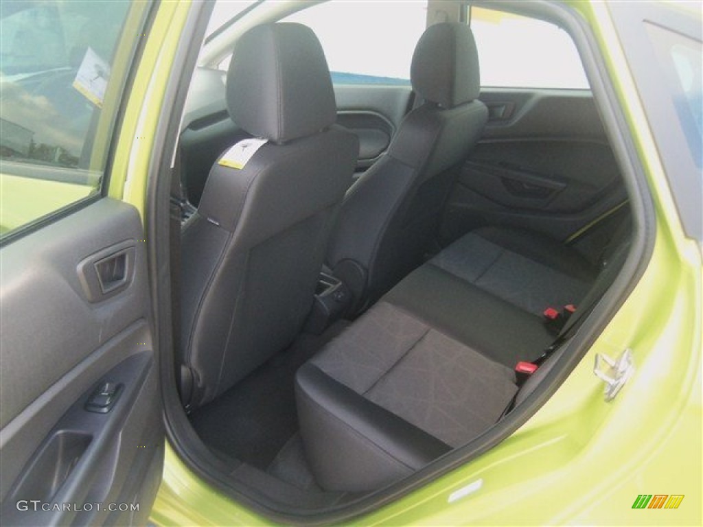 2013 Fiesta SE Sedan - Lime Squeeze / Charcoal Black photo #12