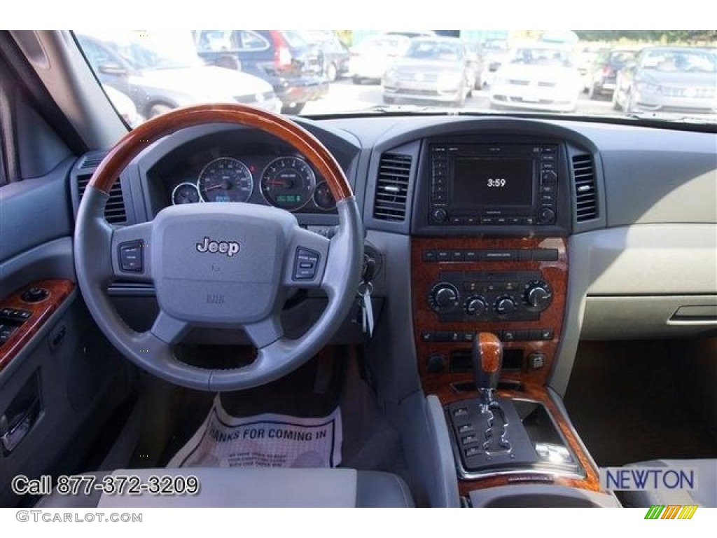 2007 Grand Cherokee Overland 4x4 - Black / Medium Slate Gray photo #14