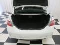 Super White - Camry SE Photo No. 24