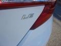 Super White - Camry LE Photo No. 20