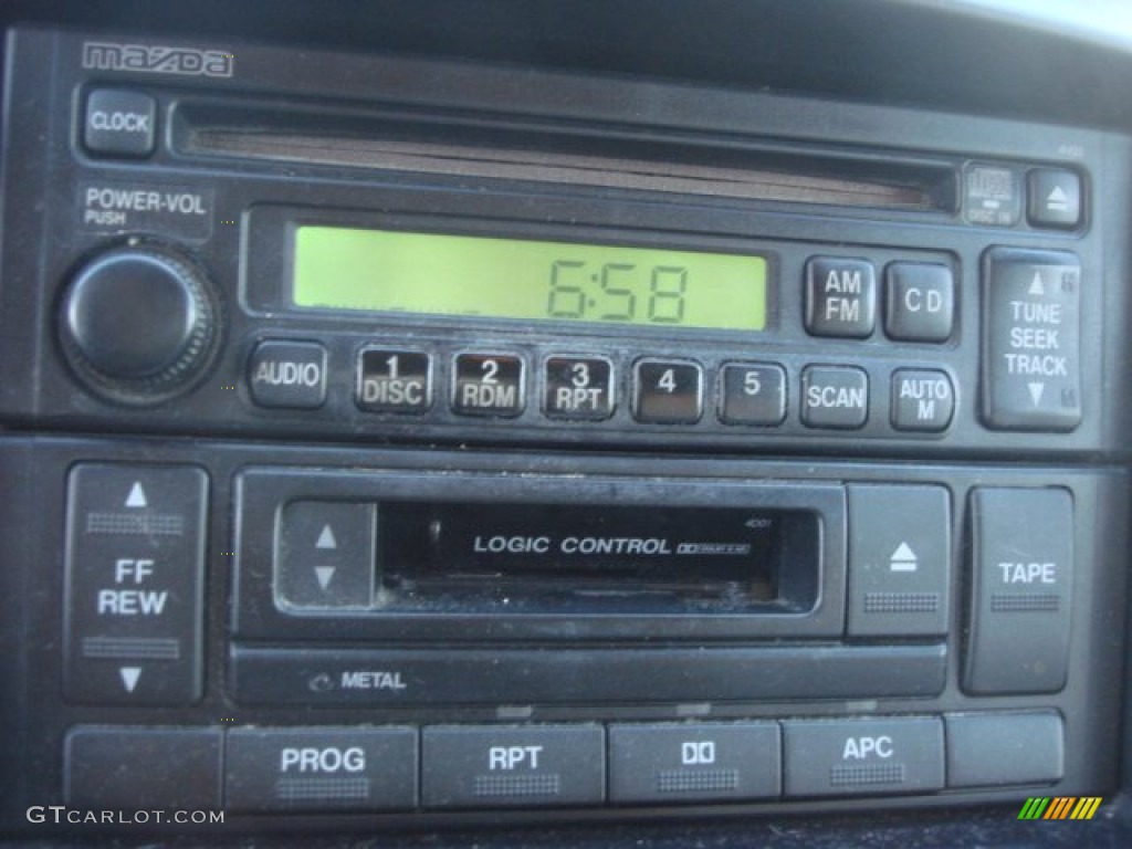 2001 Mazda Tribute DX V6 Audio System Photo #70849281