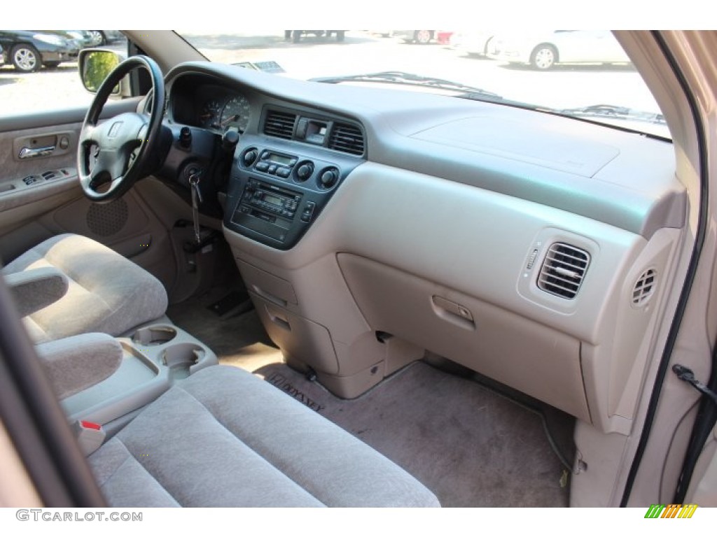 2001 Odyssey EX - Mesa Beige / Ivory photo #22