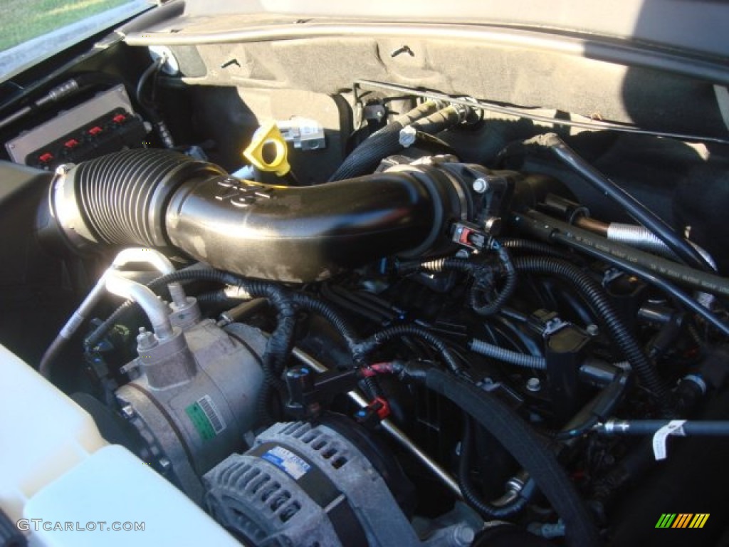 2011 Liberty Renegade 4x4 - Natural Green Metallic / Dark Slate Gray photo #27