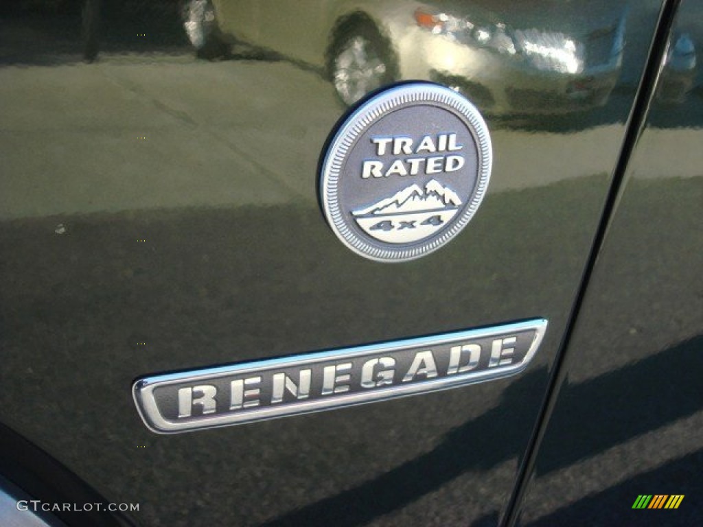 2011 Liberty Renegade 4x4 - Natural Green Metallic / Dark Slate Gray photo #28