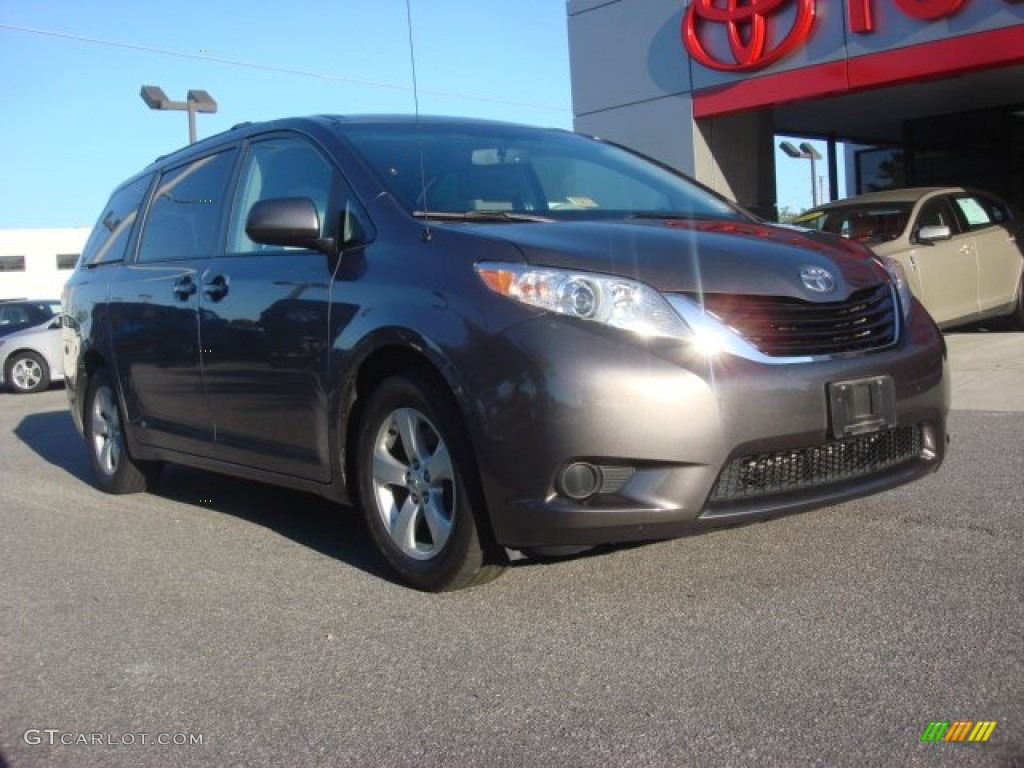 Predawn Gray Mica Toyota Sienna