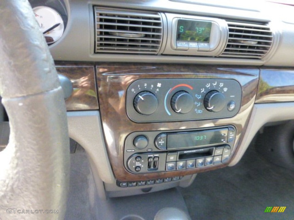 2004 Sebring Limited Convertible - Bright Silver Metallic / Taupe photo #9