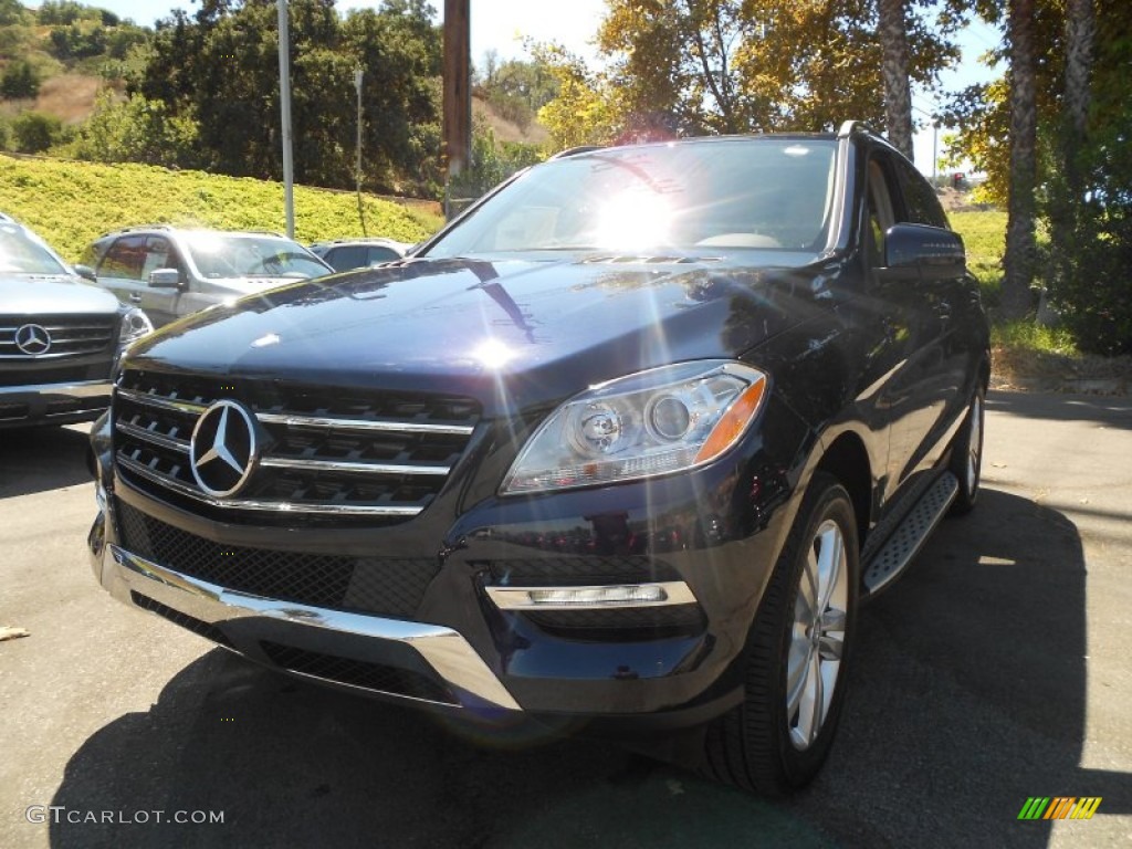 2013 ML 350 4Matic - Lunar Blue Metallic / Almond Beige photo #12