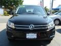 Deep Black Metallic - Tiguan SE Photo No. 2