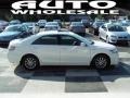 Super White - Camry Hybrid Photo No. 3