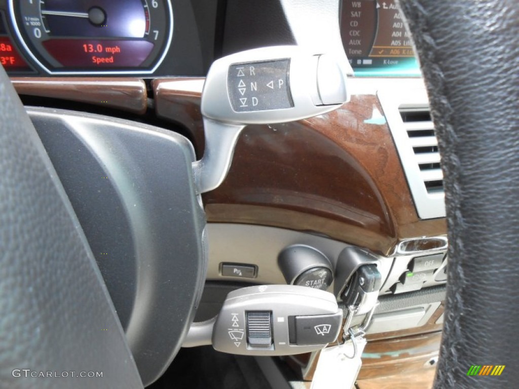 2007 BMW 7 Series 750Li Sedan Controls Photo #70856931