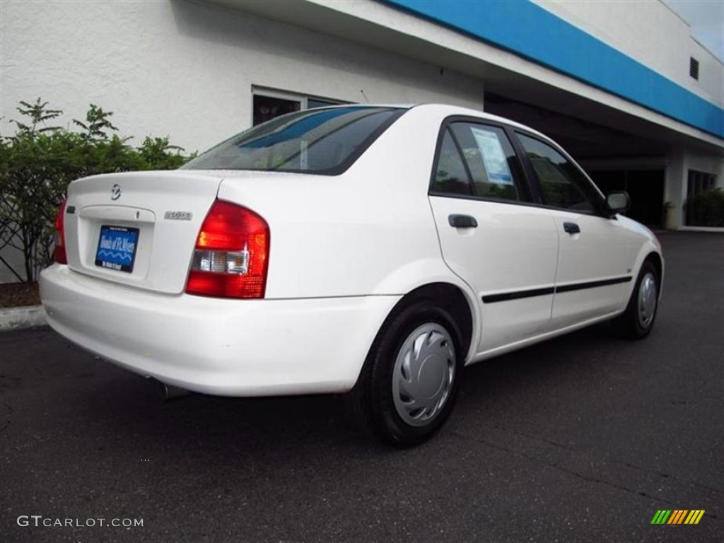 1999 Protege DX - White / Beige photo #3