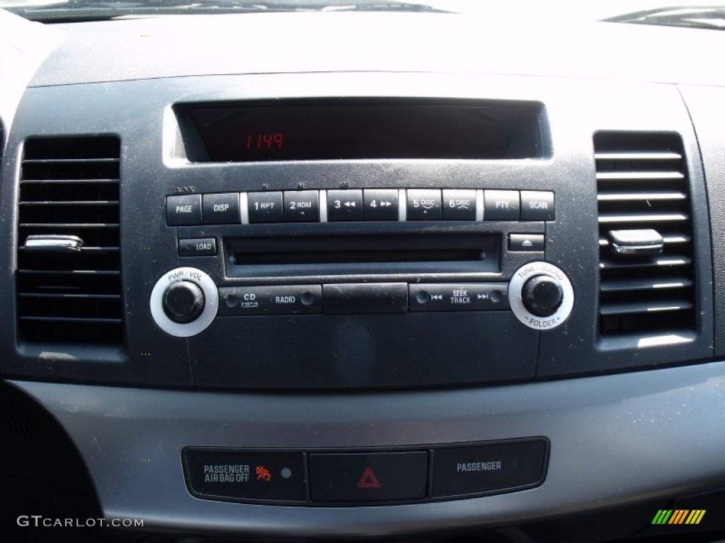2011 Mitsubishi Lancer Sportback ES Audio System Photos