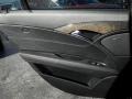Black - E 350 Sedan Photo No. 32