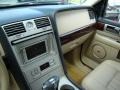 2006 Black Lincoln Navigator Luxury  photo #22