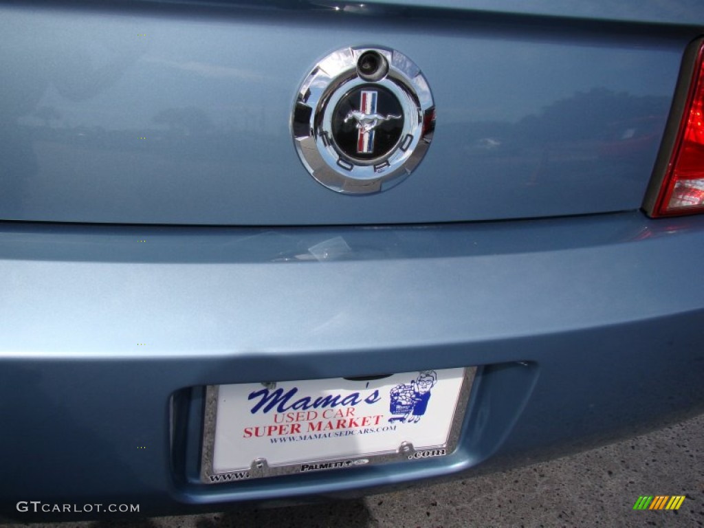 2007 Mustang V6 Deluxe Coupe - Windveil Blue Metallic / Medium Parchment photo #27