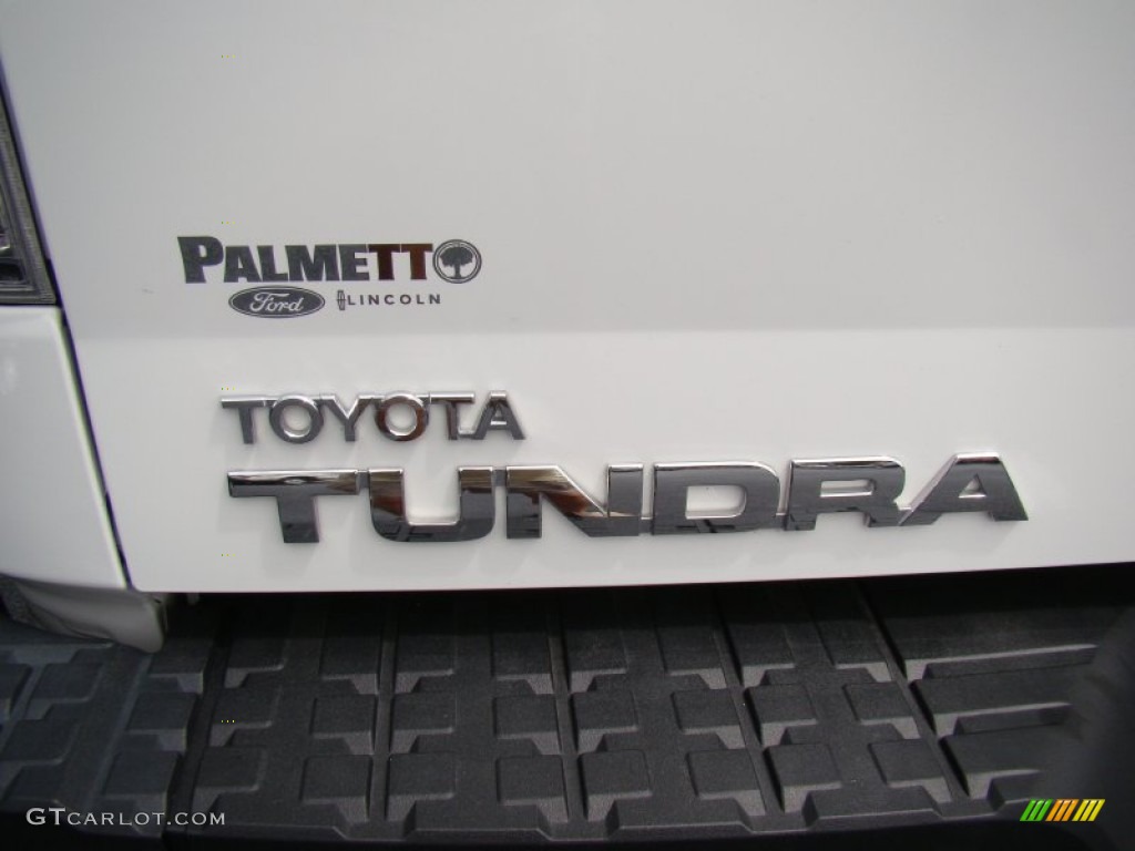 2010 Tundra TRD CrewMax 4x4 - Super White / Graphite Gray photo #33