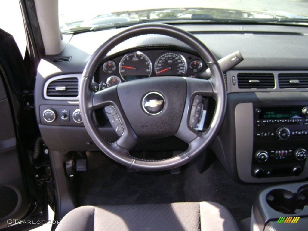 2009 Chevrolet Tahoe LS 4x4 Ebony Steering Wheel Photo #70868908
