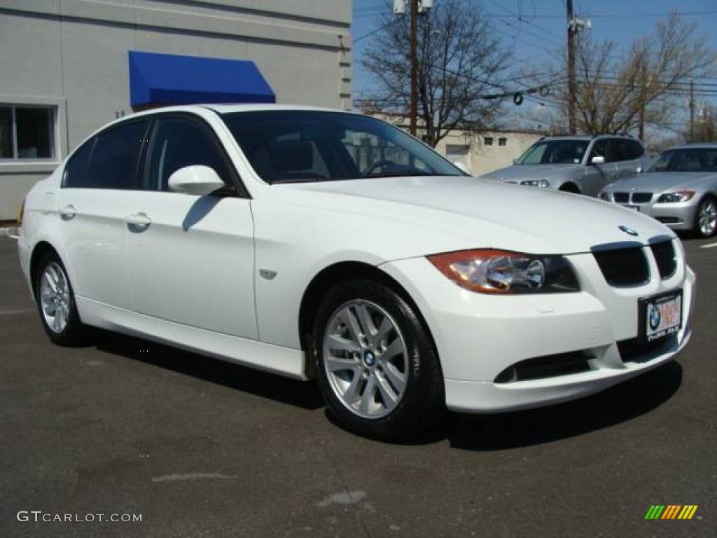 2007 3 Series 328xi Sedan - Alpine White / Black photo #2