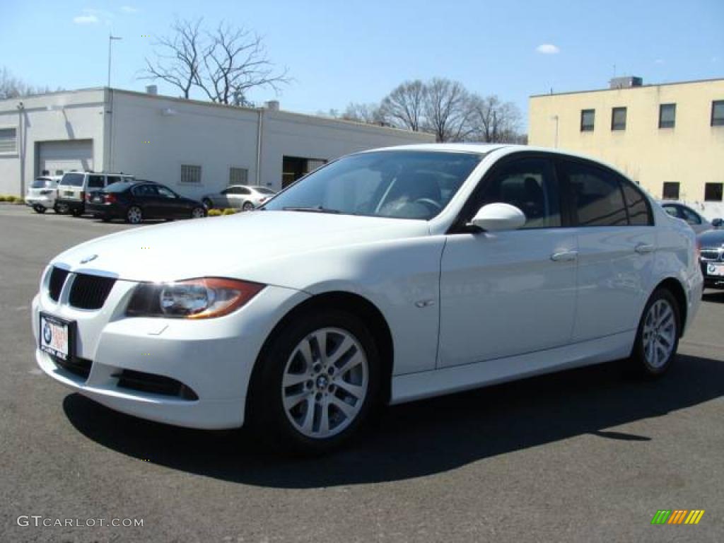 2007 3 Series 328xi Sedan - Alpine White / Black photo #4