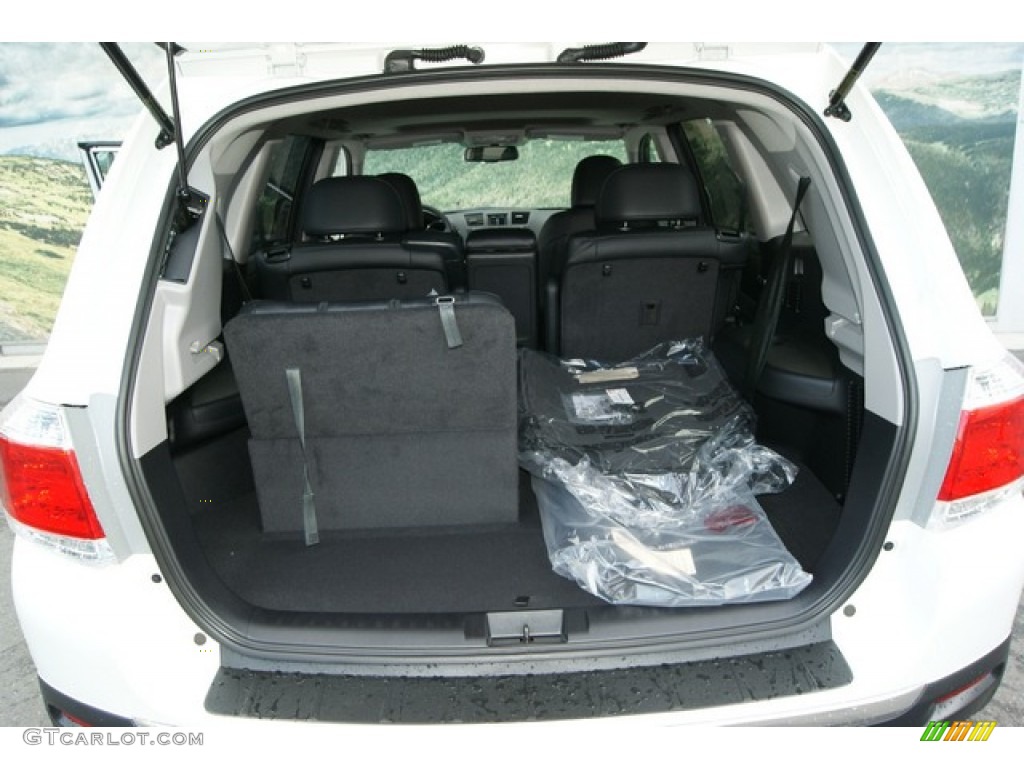 2013 Toyota Highlander SE 4WD Trunk Photo #70872480