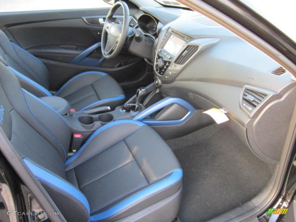 Blue Interior 2013 Hyundai Veloster Turbo Photo #70874093