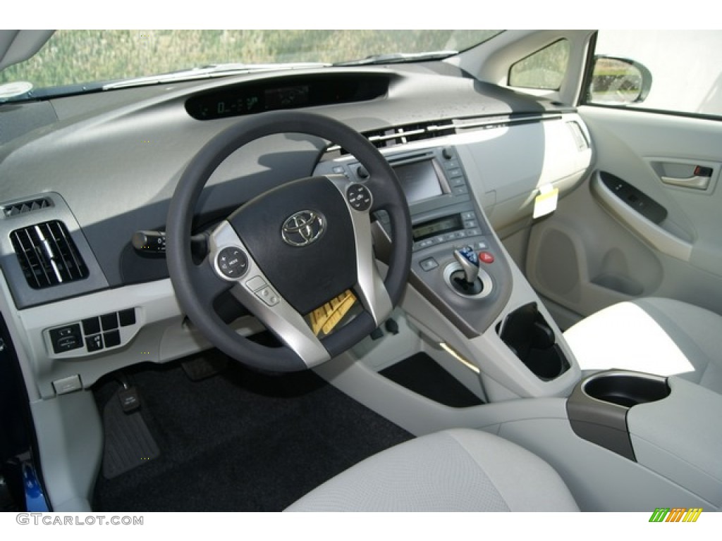 2012 Prius 3rd Gen Two Hybrid - Nautical Blue Metallic / Misty Gray photo #5