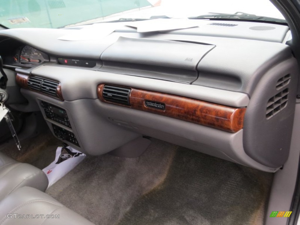 1997 Chrysler Concorde LXi Agate/Quartz Dashboard Photo #70875577