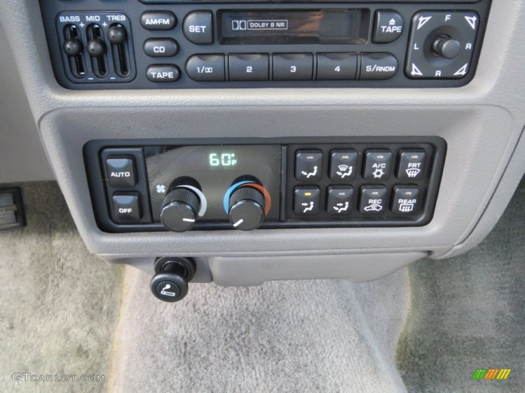 1997 Chrysler Concorde LXi Controls Photo #70875679