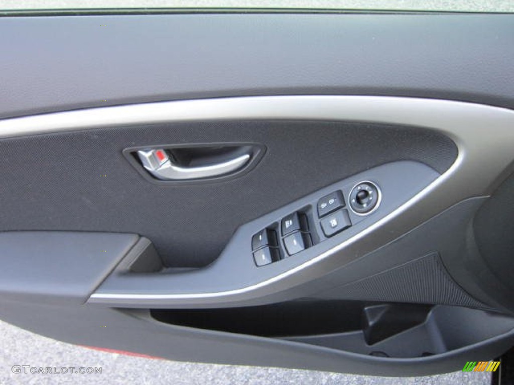 2013 Elantra GT - Black Noir Pearl / Black photo #18