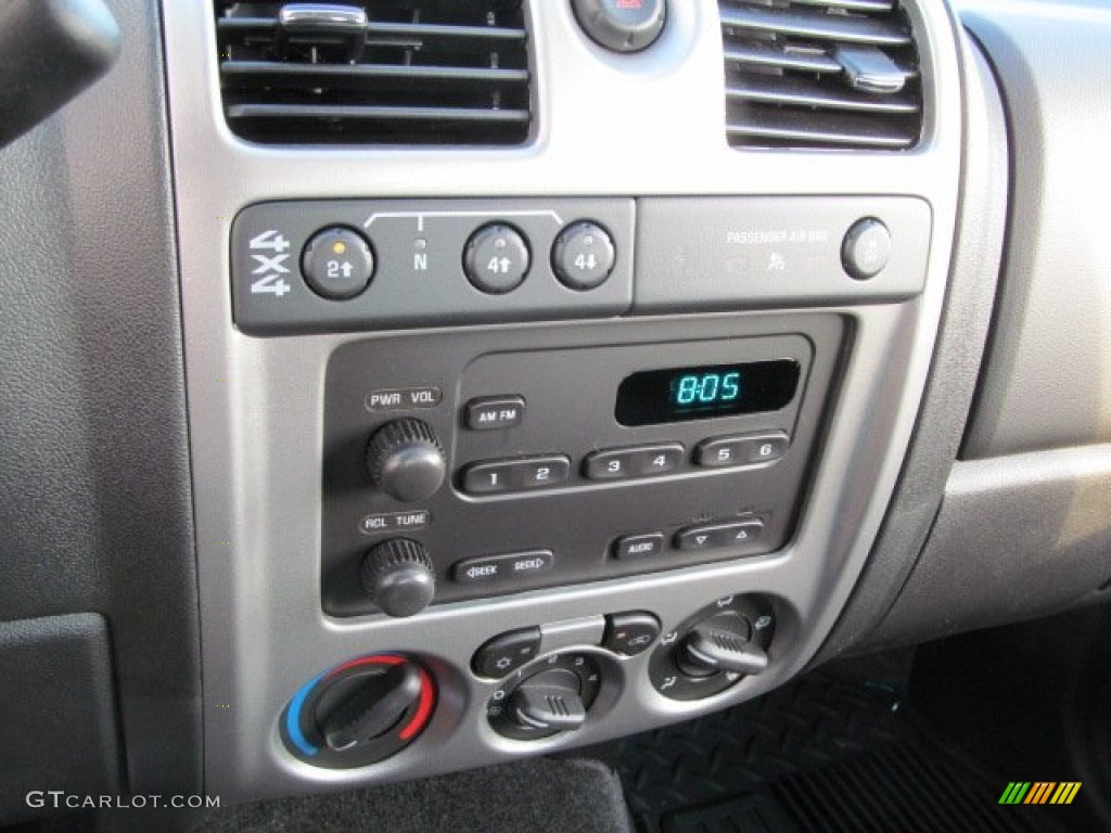 2012 Chevrolet Colorado Work Truck Regular Cab 4x4 Controls Photo #70876831