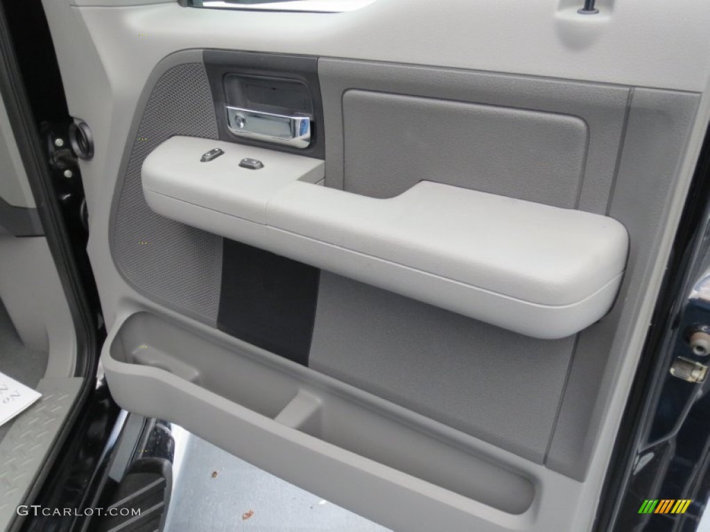 2007 F150 XLT SuperCrew - Black / Medium Flint photo #22