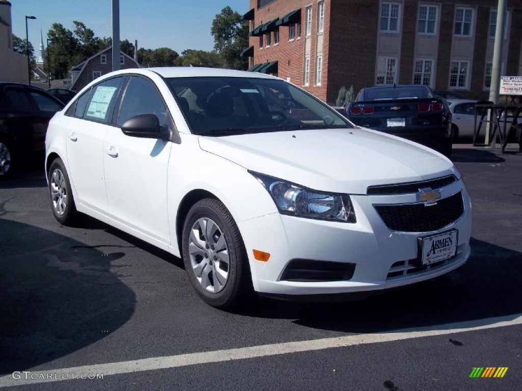 2013 Cruze LS - Summit White / Jet Black/Medium Titanium photo #3