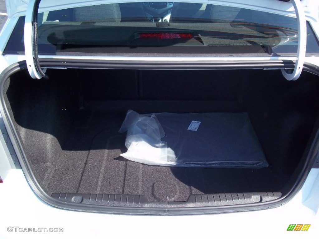 2013 Cruze LS - Summit White / Jet Black/Medium Titanium photo #9