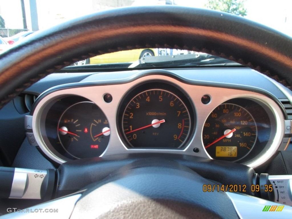 2007 350Z Coupe - Magnetic Black Pearl / Burnt Orange photo #14