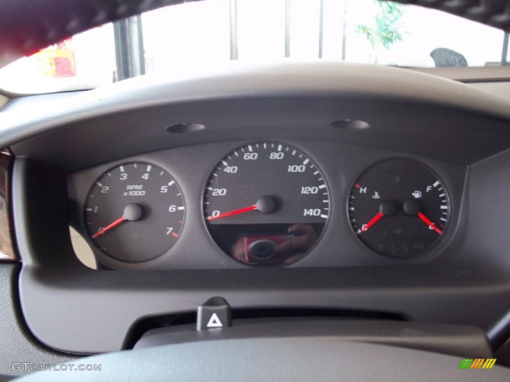 2013 Chevrolet Impala LS Gauges Photo #70882501