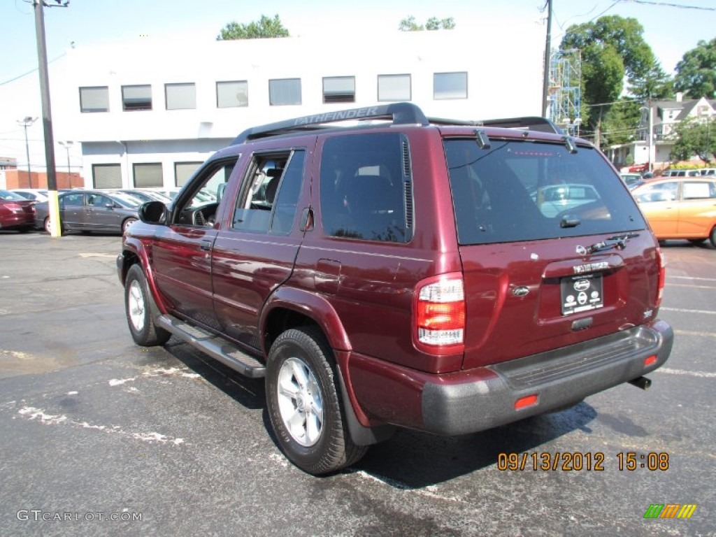 2004 Pathfinder SE 4x4 - Merlot Red Pearl / Charcoal photo #6