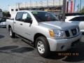 Radiant Silver - Titan SE Crew Cab 4x4 Photo No. 3