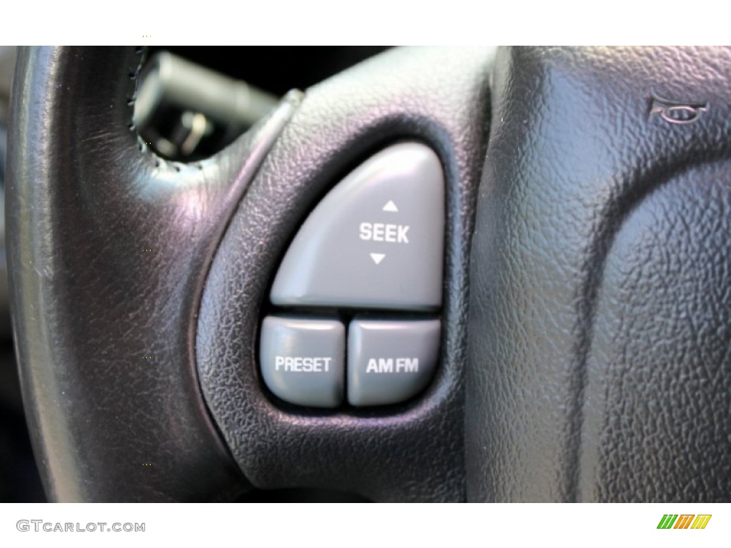 2002 Pontiac Firebird Coupe Controls Photo #70883683