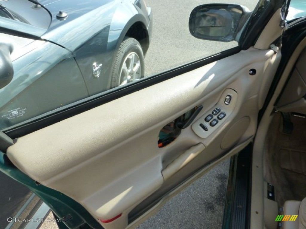 1996 Buick Skylark Custom Sedan Taupe Door Panel Photo #70885876