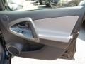 Black - RAV4 4WD Photo No. 20