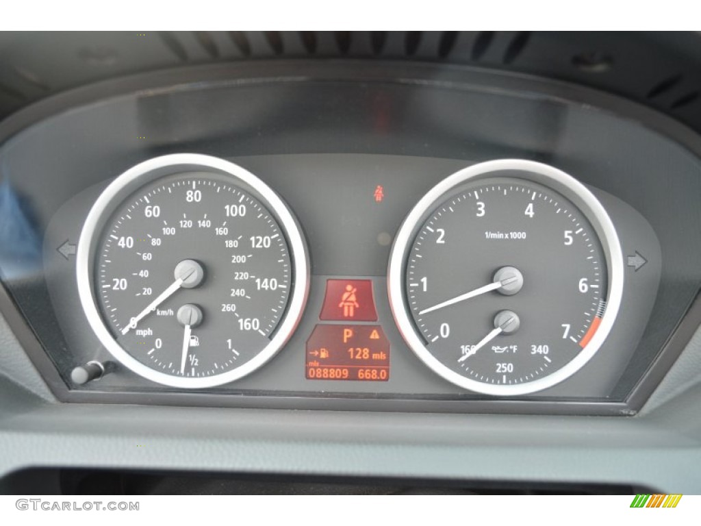 2005 BMW 6 Series 645i Convertible Gauges Photo #70886950