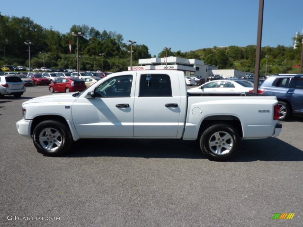Bright White 2011 Dodge Dakota Big Horn Crew Cab 4x4 Exterior Photo #70889029