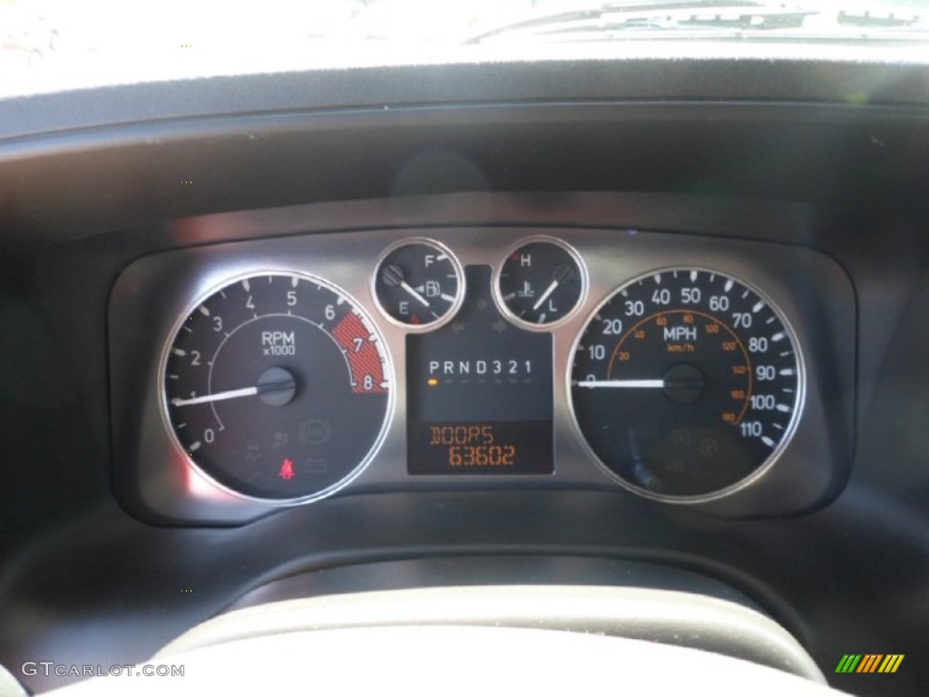 2007 Hummer H3 Standard H3 Model Gauges Photo #70898653