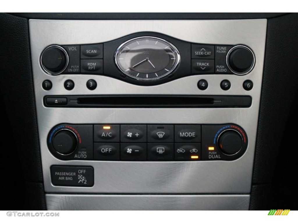 2010 Infiniti G 37 S Sport Convertible Controls Photo #70900045